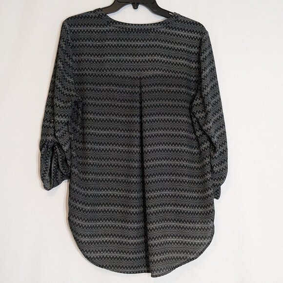 DR2 Black/Gray Zig Zag Chiffon 3/4 Sleeve Pullover Blouse Top; Size PL - Picture 3 of 6